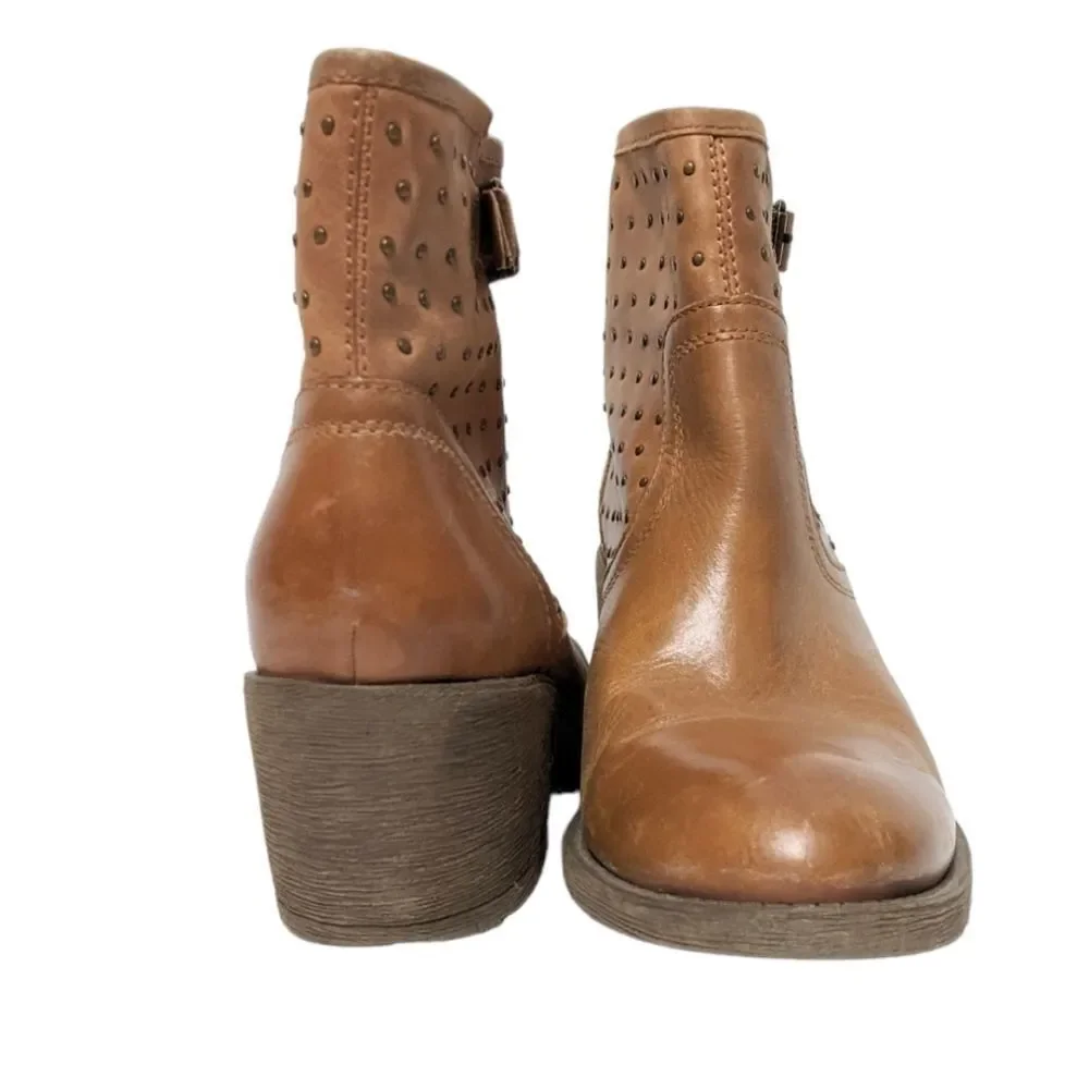 LUCKY BRAND Butler Leather Studded Ankle Boots 8.5